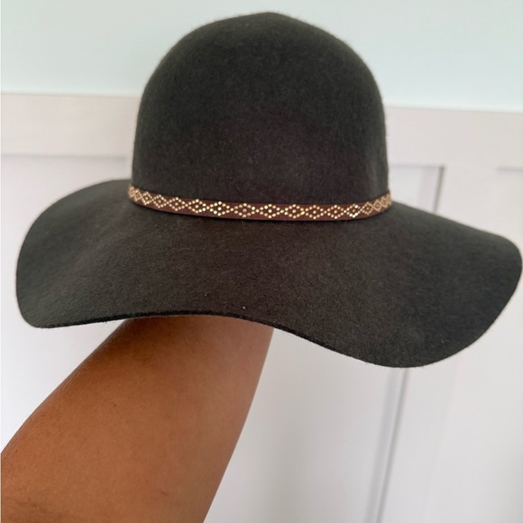 Charming Charlie’s Felted Wool Hat Women’s Green Brown Trim Gold Beaded Floppy - Picture 3 of 7